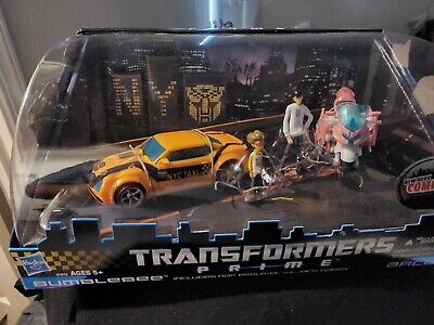 Transformers prime BUMBLEBEE 2011 deluxe 1st animated –  ActionFiguresandComics