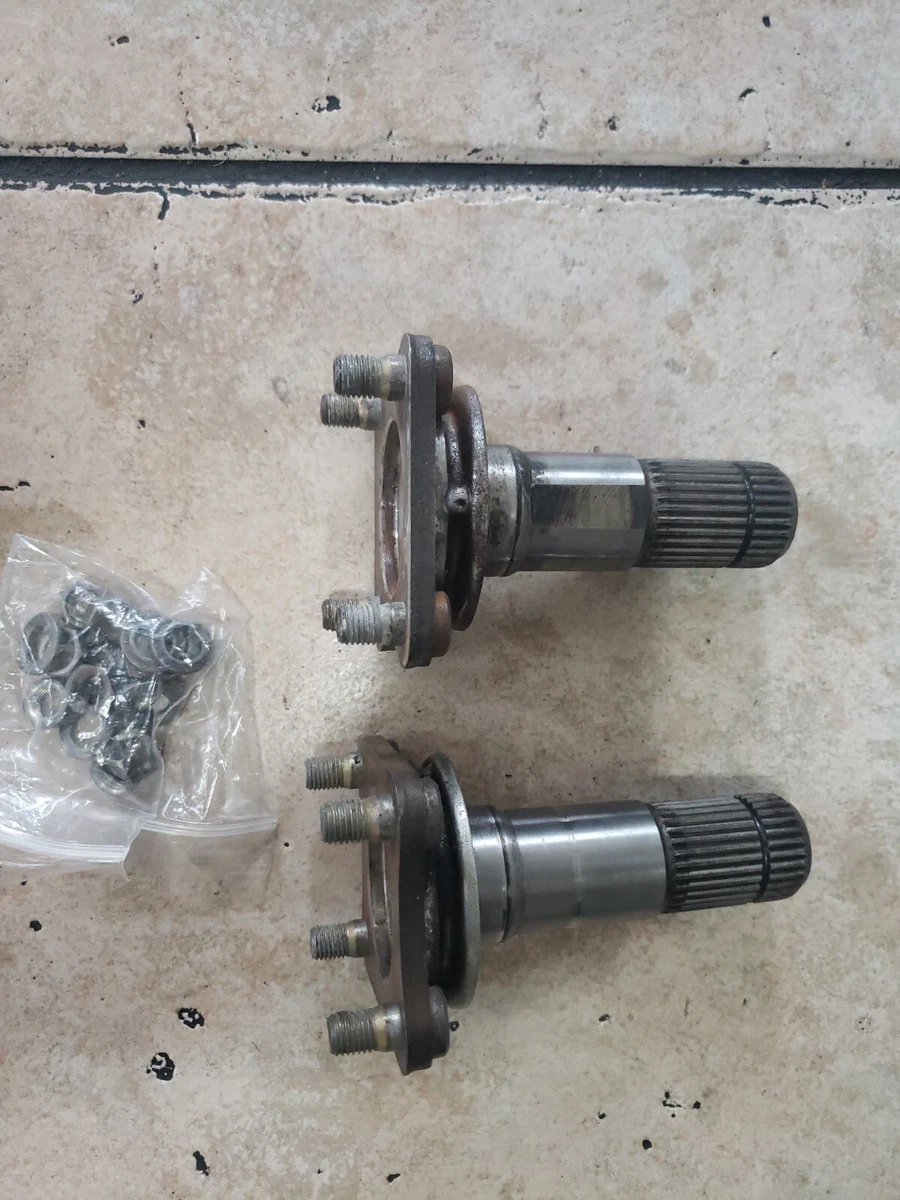 DATSUN 280ZX STUB AXLE PAIR R200 OEM NISSAN 79 80 81 82 83 S130Z 240Z 280Z DATSUN 280ZX STUB AXLE PAIR R200 OEM NISSAN 79 80 81 82 83 S130Z 240Z 280Z