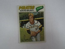 1977 Topps # 154 Dave Giusti Autograph / Signed Card (MB) Pittsburgh Pirates