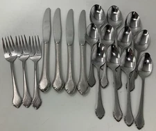 Summer Mist-Autumn Glow Stainless Oneida Silver Lot of 18 Knives, Forks, Spoons