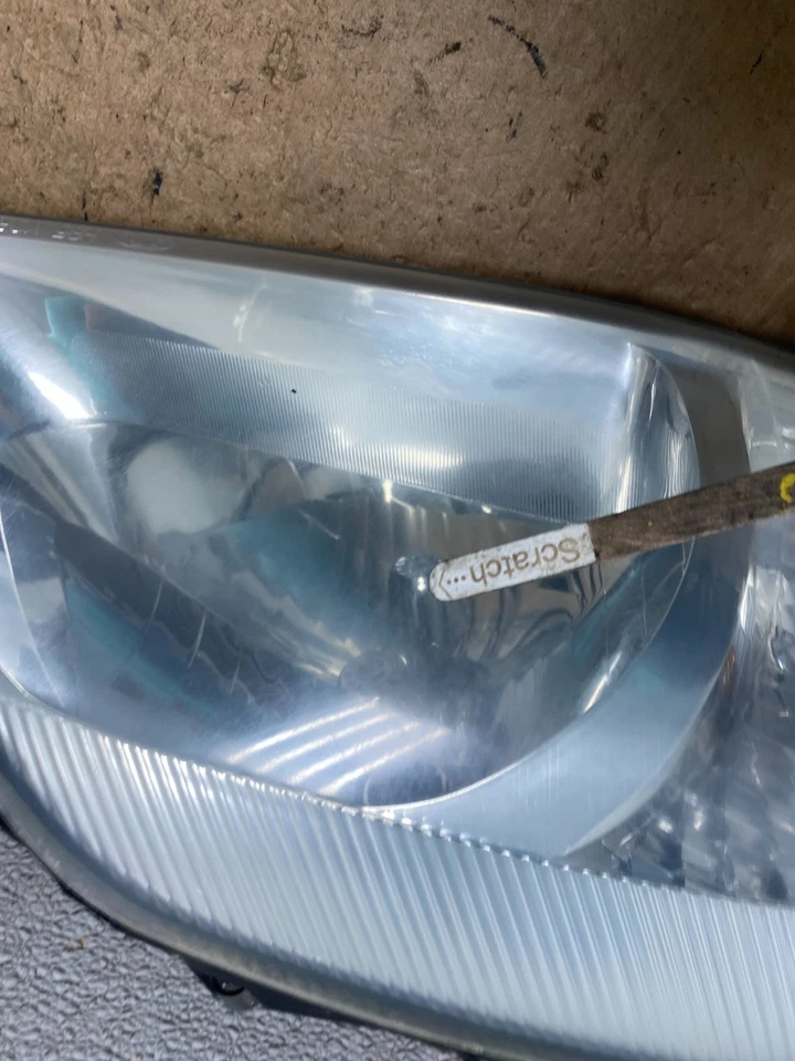 2000 to 2005 Mercury Sable Left+Right Side Set Halogen Headlights S9375 DW - Image 4 of 4