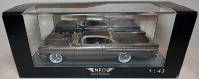 Neo Scale Models 1:43 1959 Pontiac Bonneville Sport Coupe