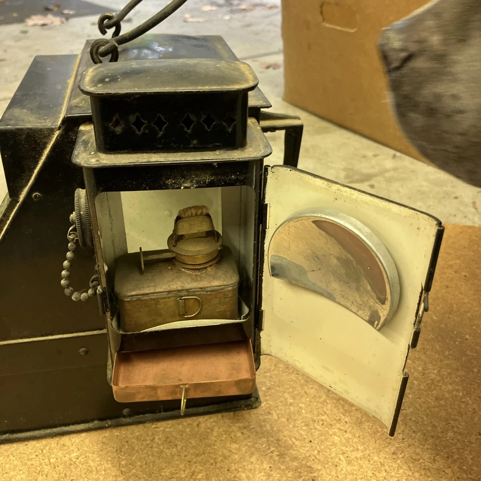 Marina de los Estados Unidos BU. De barcos Lionel Corp Nueva York Segunda Guerra Mundial linterna de aceite (sin brújula) Foto 3 de 4