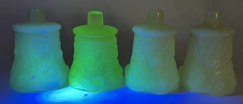 Vintage Votive Candle Holder Uranium Milk Glass Daisy Sunflower Pegged lot of 4