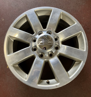 2014-18 Ram 2500 8 Spoke 20X8 Chrome Wheel with White Gold Pockets