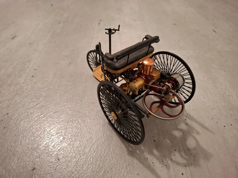 Benz Patent-Motorwagen, Typ 1, 1886, 1:8, Franklin Mint - Bild 4 von 4