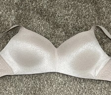 Wacoal 856303 Back Appeal Wirefree Bra Full Coverage Blush Nude Women Size 36DDD