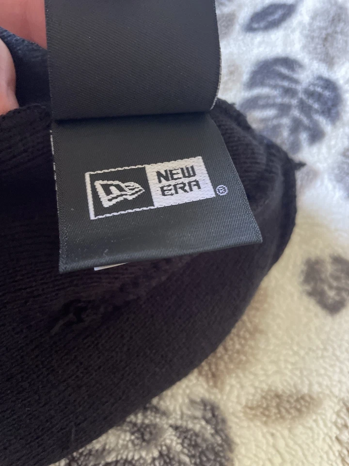NEW Supreme New Era Bandana Box Logo Beanie Black FW19BN4 One Size - Image 4 of 4