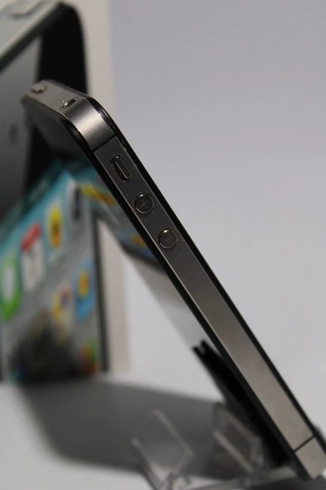 Apple iPhone 4s - 32 GB - Schwarz (Ohne Simlock) A1387 (CDMA + GSM) 2011 TOP - Bild 3 von 4