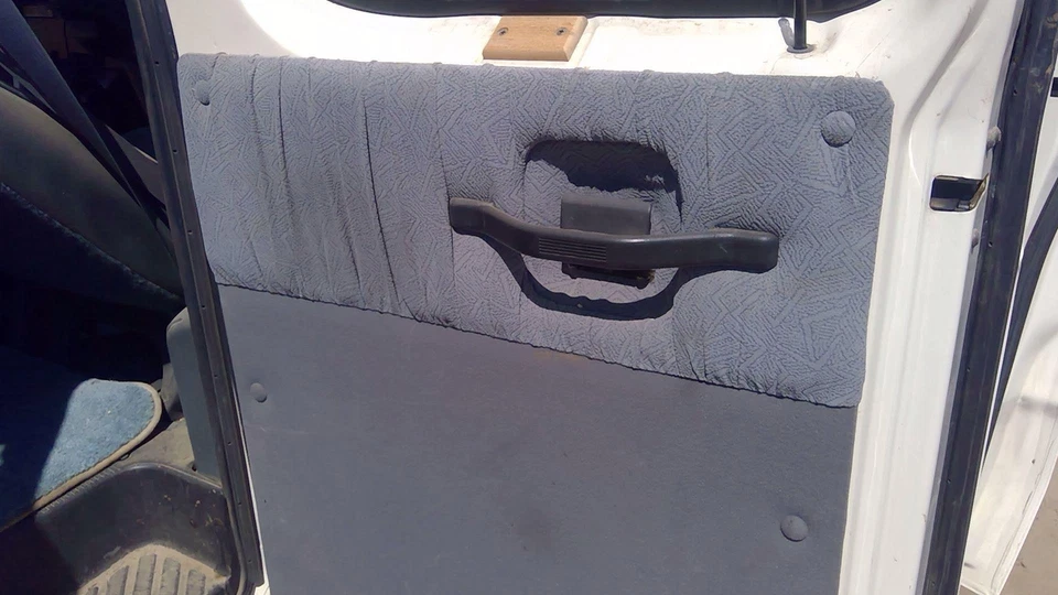 Ford Van E150 1992-1996 pasajero puerta trasera derecha interior panel trasero gris Foto 2 de 4