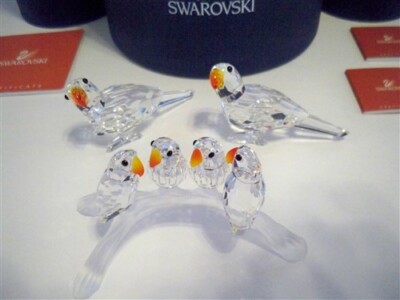SWAROVSKI ニワトリ親子セット 014497,014492,014824 SWAROVSKI PARROT FAMILY SET OF 2 PARROTS & BABY LOVEBIRDS 294047