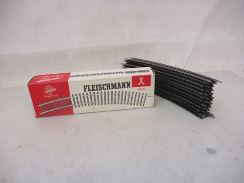 x-28391	Fleischmann 1901 H0 20 St. Gleis gebogen Hohlprofil guter Zustand | Zustand: Gebraucht