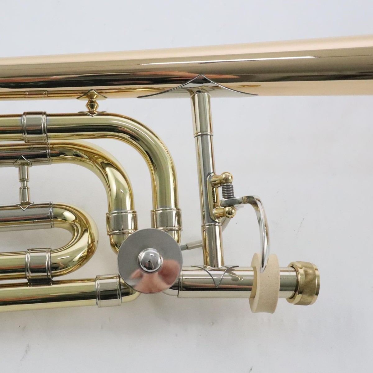BACH Stradivarius MODEL42G 太管テナー Bach Model LT42BG Stradivarius Professional Tenor Trombone