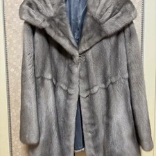 Gray Mink Coat - Luxurious Real Fur, Size Free Gray Mink Coat - Luxurious Real Fur, Size Free