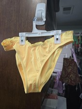 New women's swim bottoms, size medium item, 796