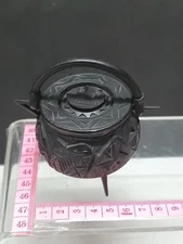 ANTIQUE IRISH BOG OAK CAULDRON AND COVER (R24)