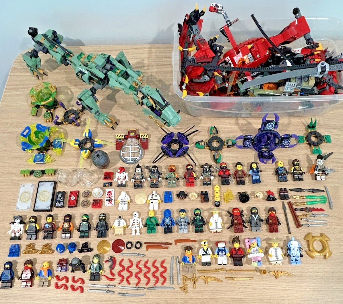 専用セット！ Huge Lego Ninjago Lot - Minifigures, Weapons, Dragons, Accessories