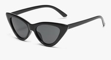 Cat Eye Sunglasses for Women Vintage Goggles Plastic Frame Sunglasses