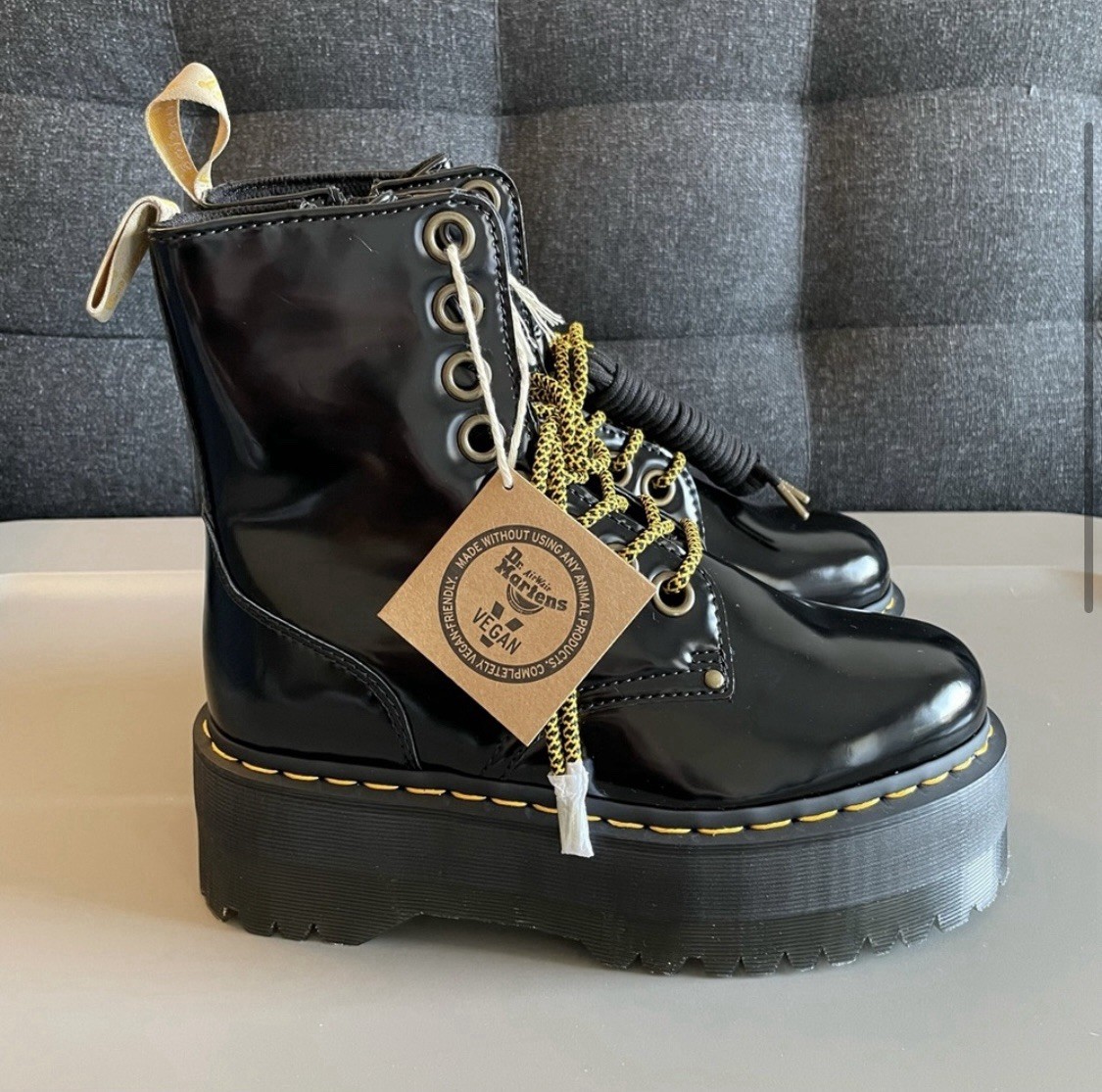 靴 Dr.Martens JADON MAX VEGAN UK5 Dr. Martens Jadon Max Combat Platform Boots Black Vegan Women's