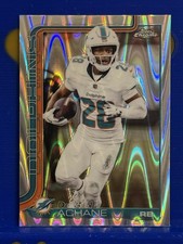2025 Topps Chrome Football Devon Achane Ray Wave Refractor