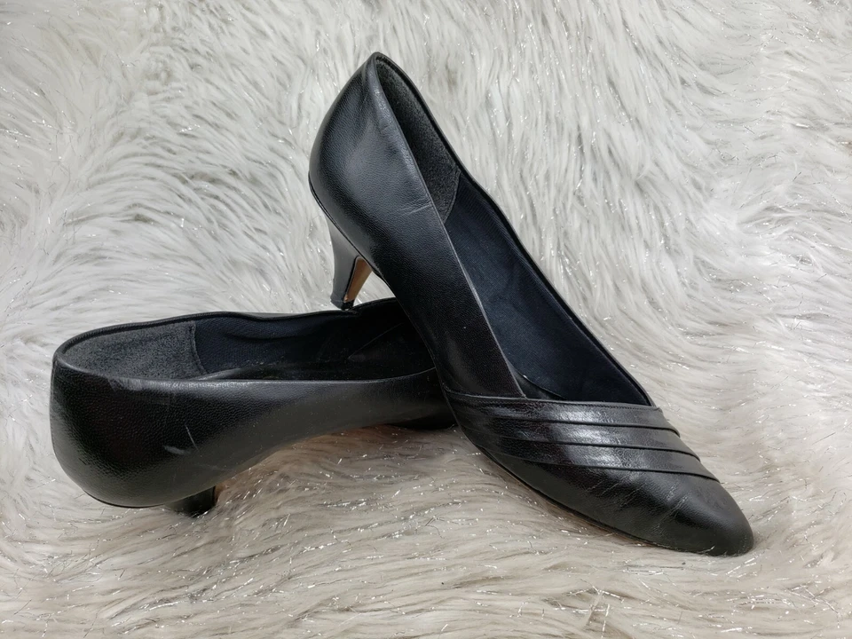 Salto alto JOYCE feito nos EUA couro preto tamanho 9,5 - Imagem 3 de 4