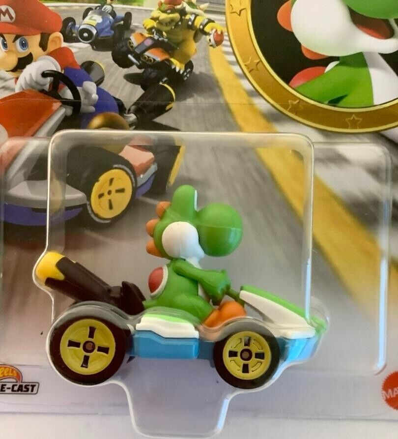 NEW Hot Wheels Mario Kart YOSHI STANDARD KART Mariokart Die Cast 1:64 Scale
