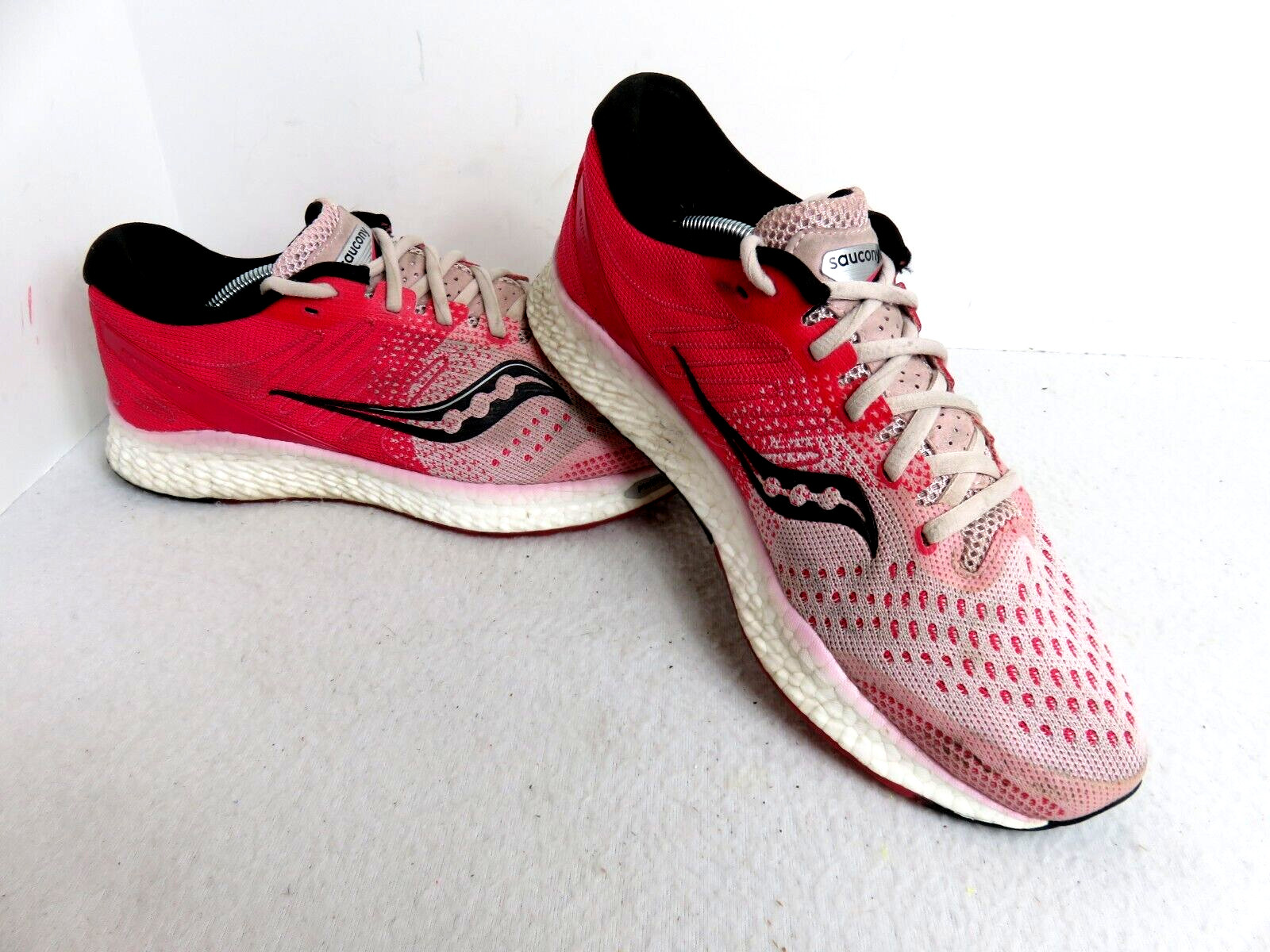 Saucony Sneakers Womens Size 9.5 Freedom 3 S10543-20 Pink Running Shoes thumbnail 2