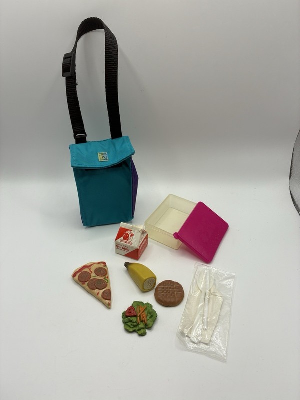 RETIRED AMERICAN GIRL PLEASANT COMPANY 1999 MINI LUNCH MUNCH BAG MUNCHABLE LUNCH