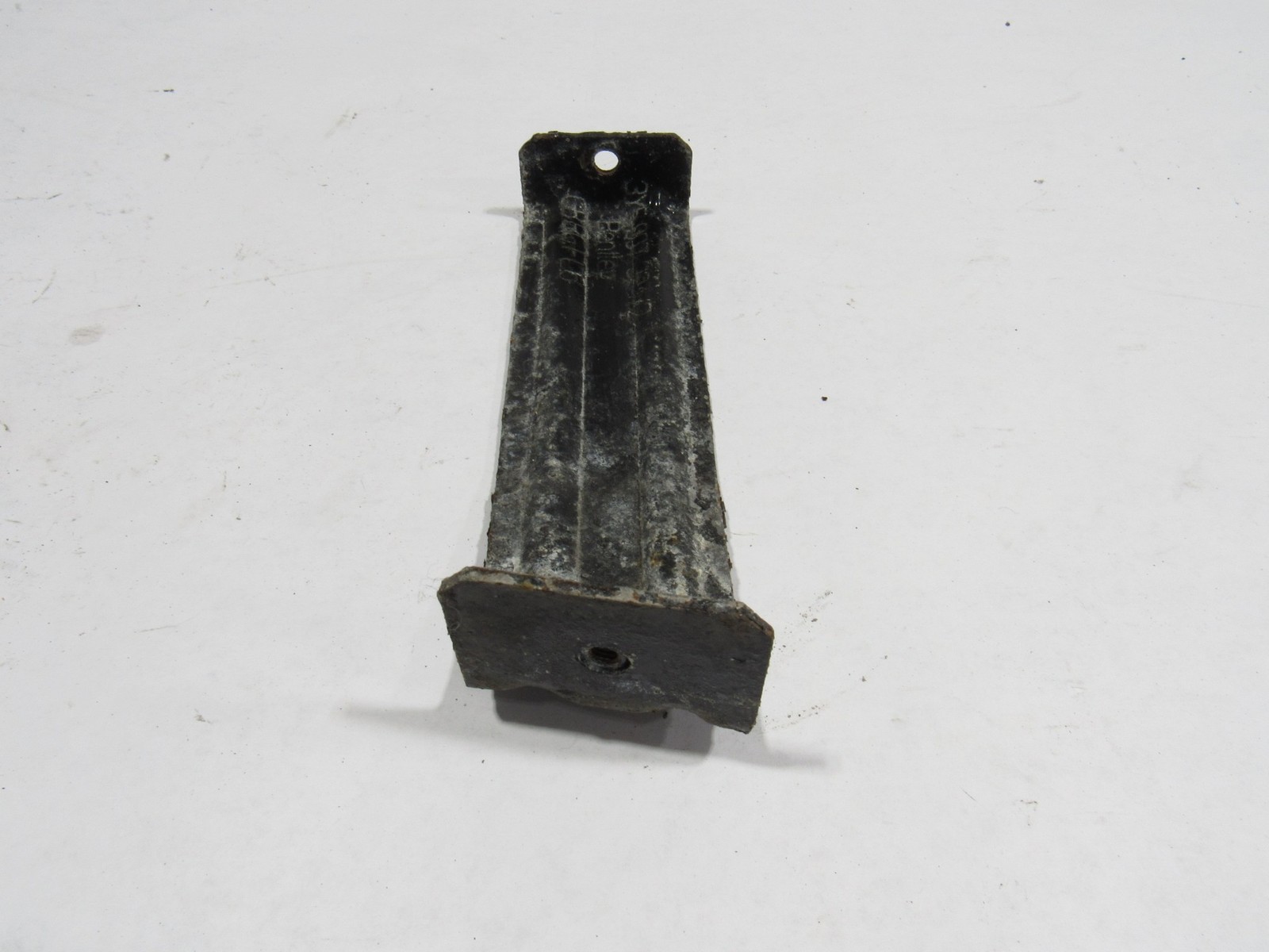 10-20 Bentley Mulsanne 2012 Rear Left Driver Bumper Bracket Mount Support :O