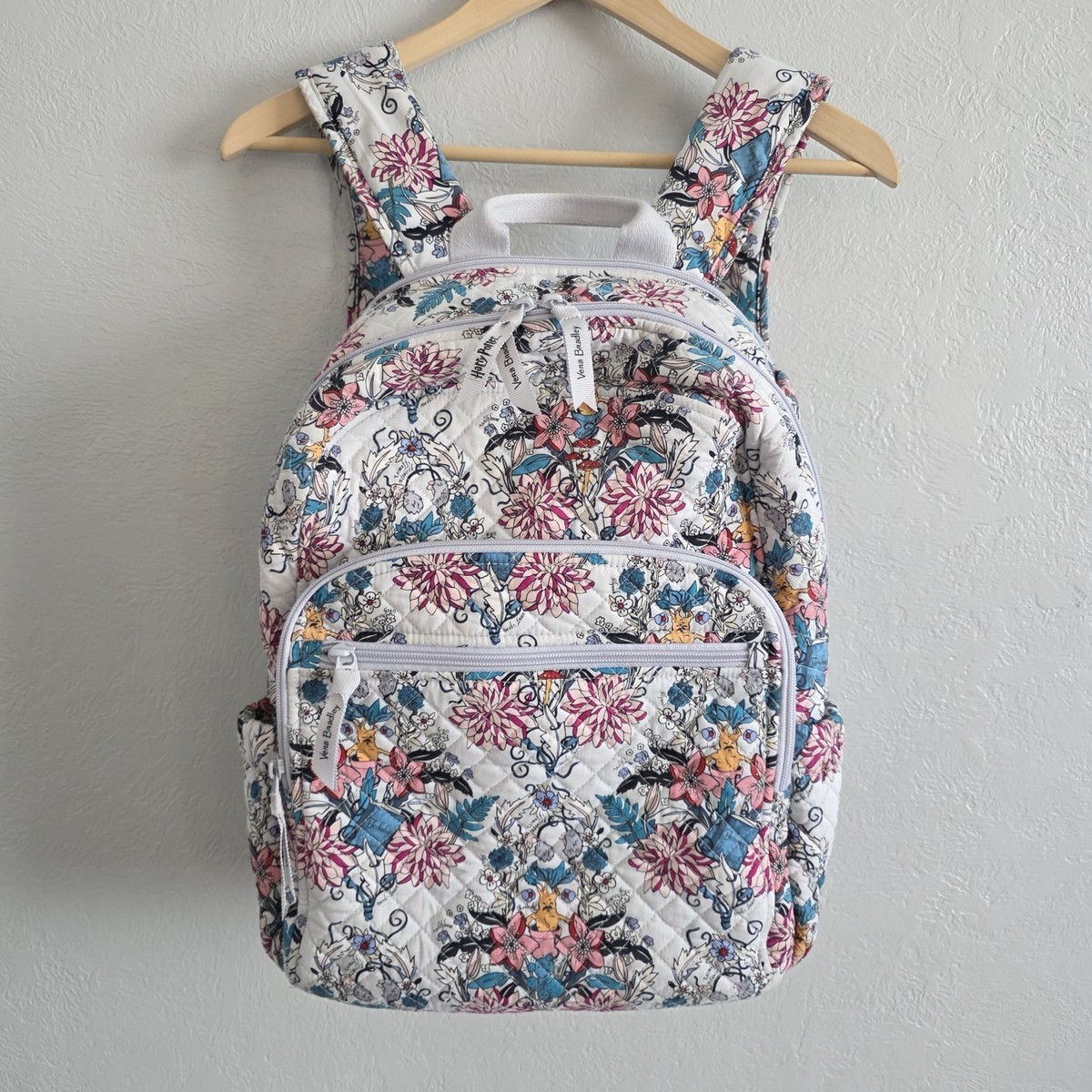 Vera Bradley Harry Potter Herbology 2020 White Drawstring Backpack Harry Potter | Dig into Vera Bradley main image 3