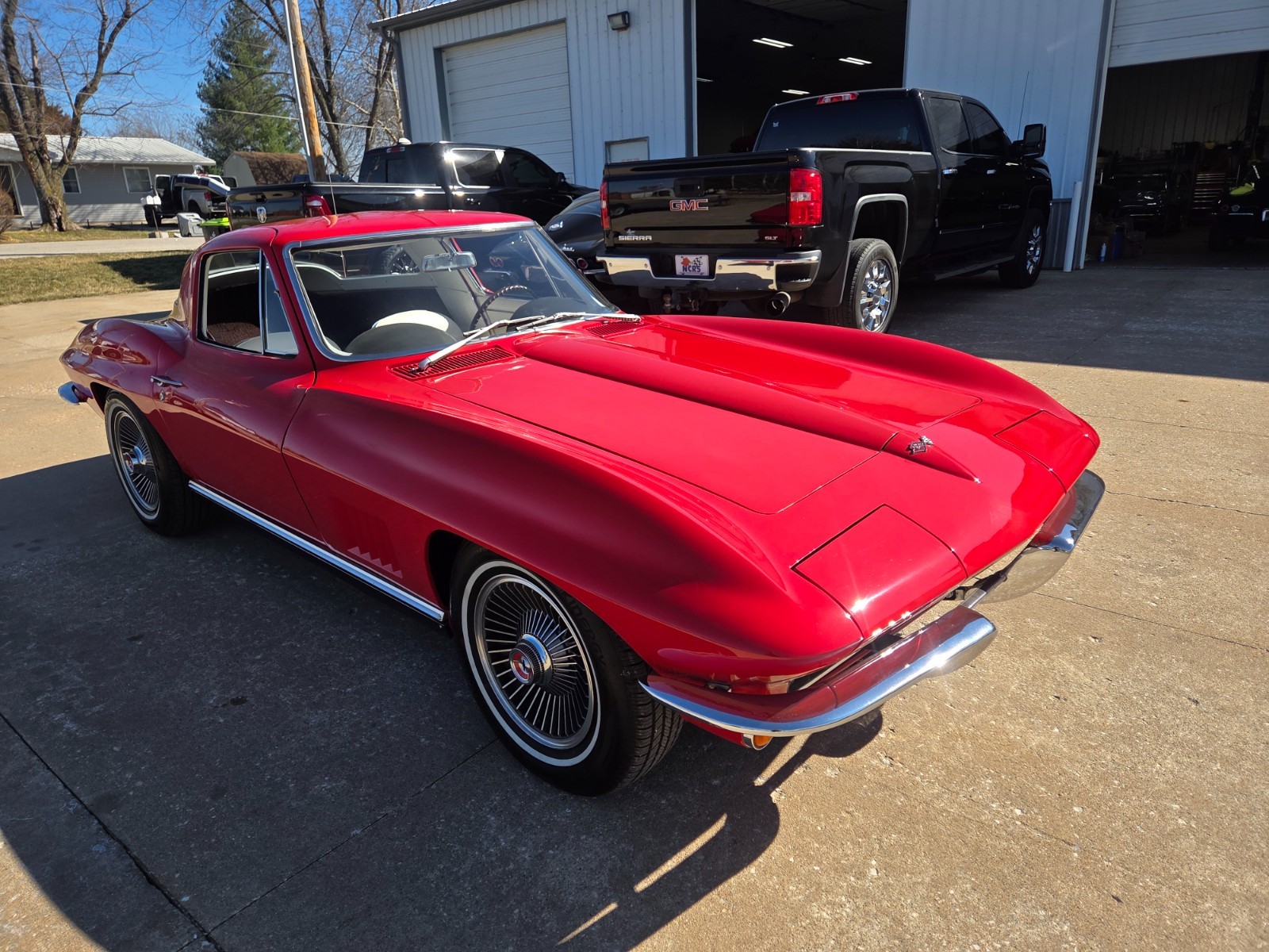 1967 RALLY RED Chevrolet Corvette   | C2 Corvette Photo 6