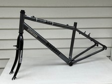 Mongoose PAVER Aluminum Mountain Bike 28" WHEEL 45CM FRAME SET FRAME FORKS NICE