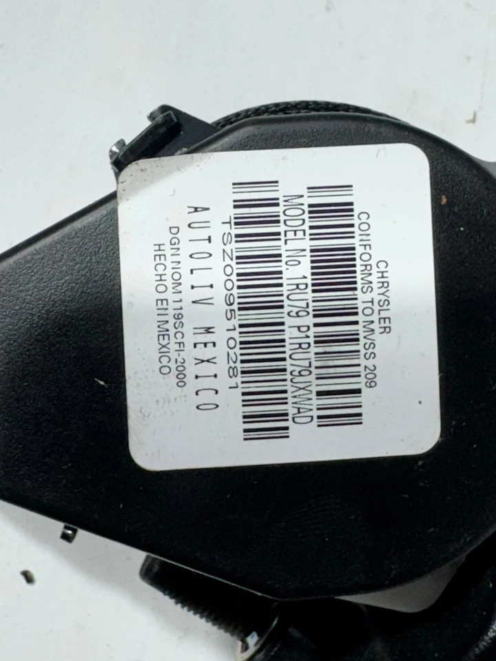 2012-2018 FIAT 500 POP REAR LEFT DRIVER SEAT BELT TENSIONER OEM P1RU79JXWAD* - Image 3 of 3