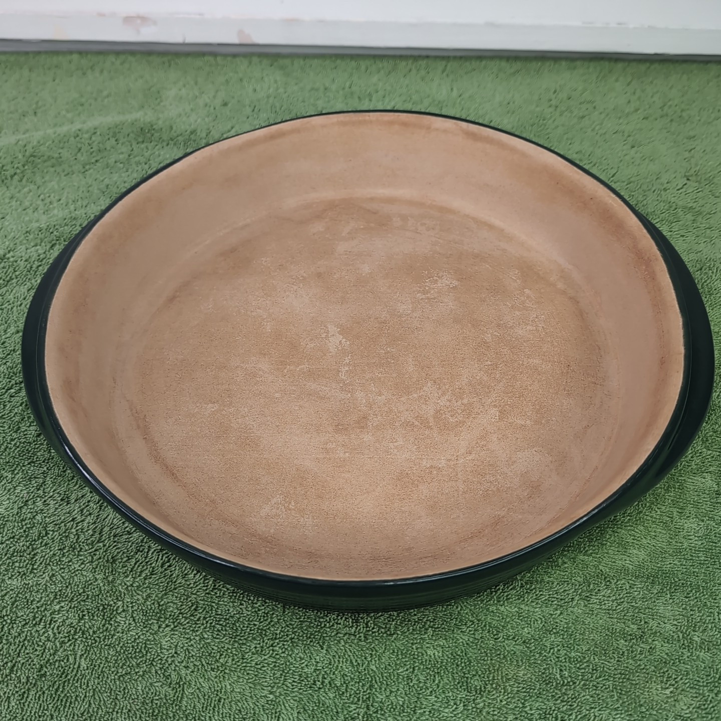 Pampered Chef 11-Inch Stoneware Pie Pan from Heritage Collection Pre-Seasoned