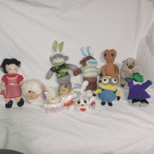Lot of 11 Assorted Toys, ET, Pokemon, Doll, Dan Dee, Swibco Puffkins, Minion...