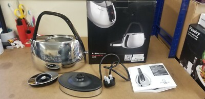 BUGATTI Jackie electric kettle with limescale filter, (USED ONLY FEW TIMES) 