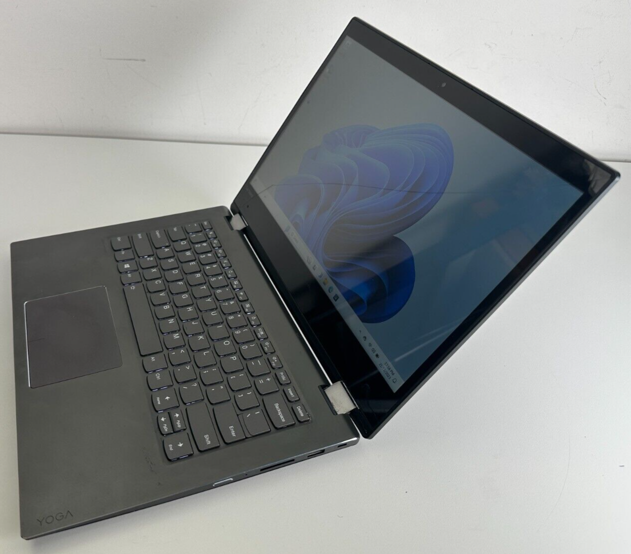 Lenovo Yoga 52014IKB 14" FHD Intel Core i58250U/128GB SSD/8GB RAM