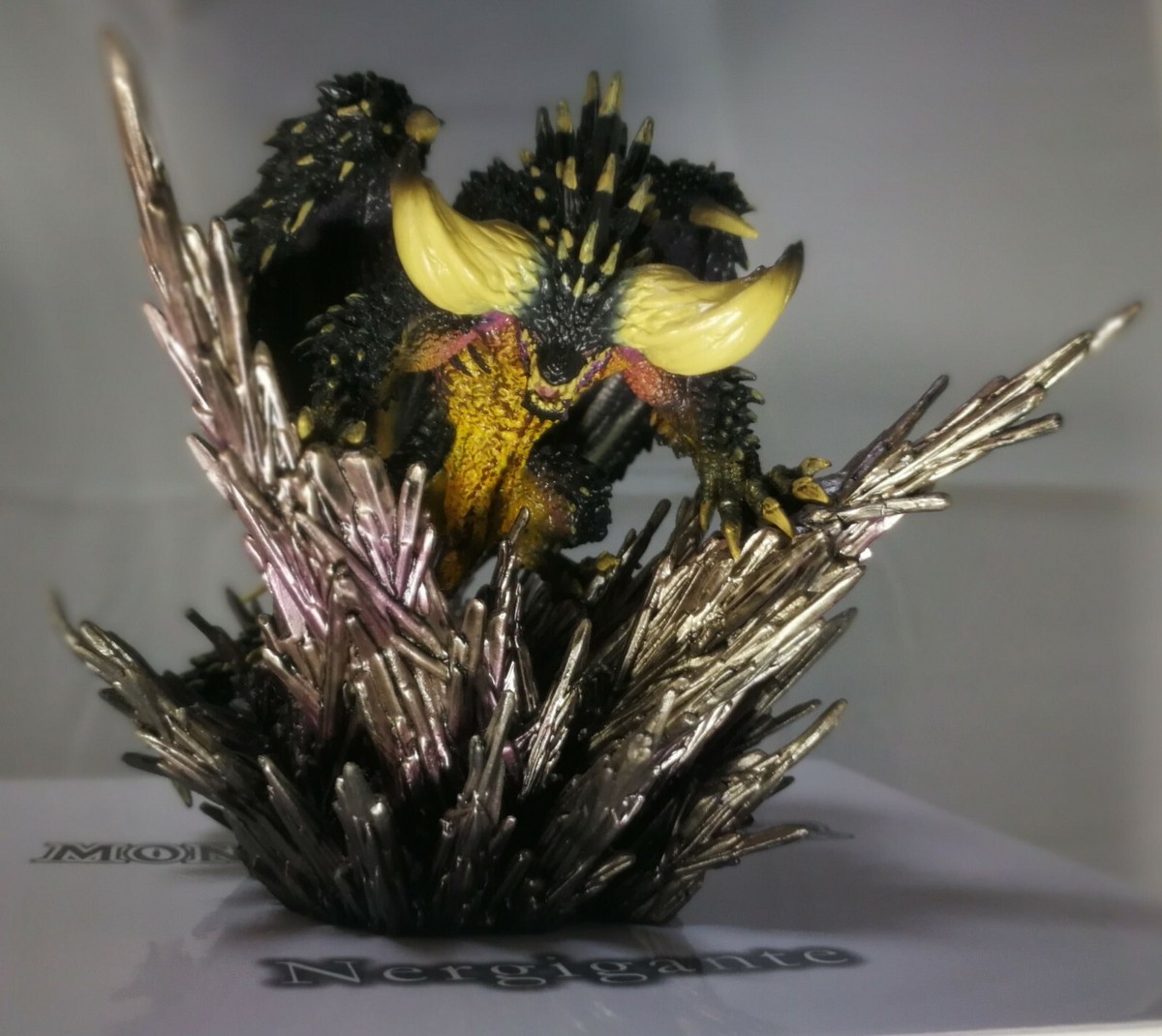 Monster Hunter World Nergigante Figure Statue | eBay