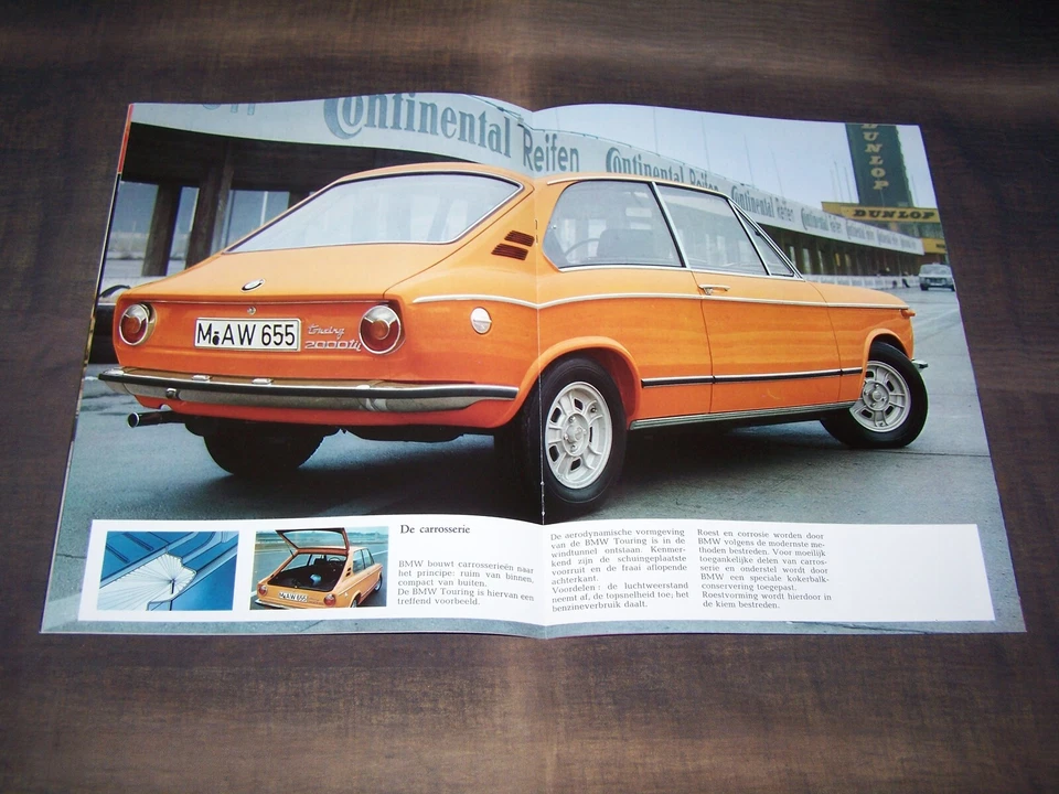 ¡EXCELENTE Magnífico prospecto Prestige BMW Serie 02 1600 2000 Touring de 1971!!! Foto 4 de 4