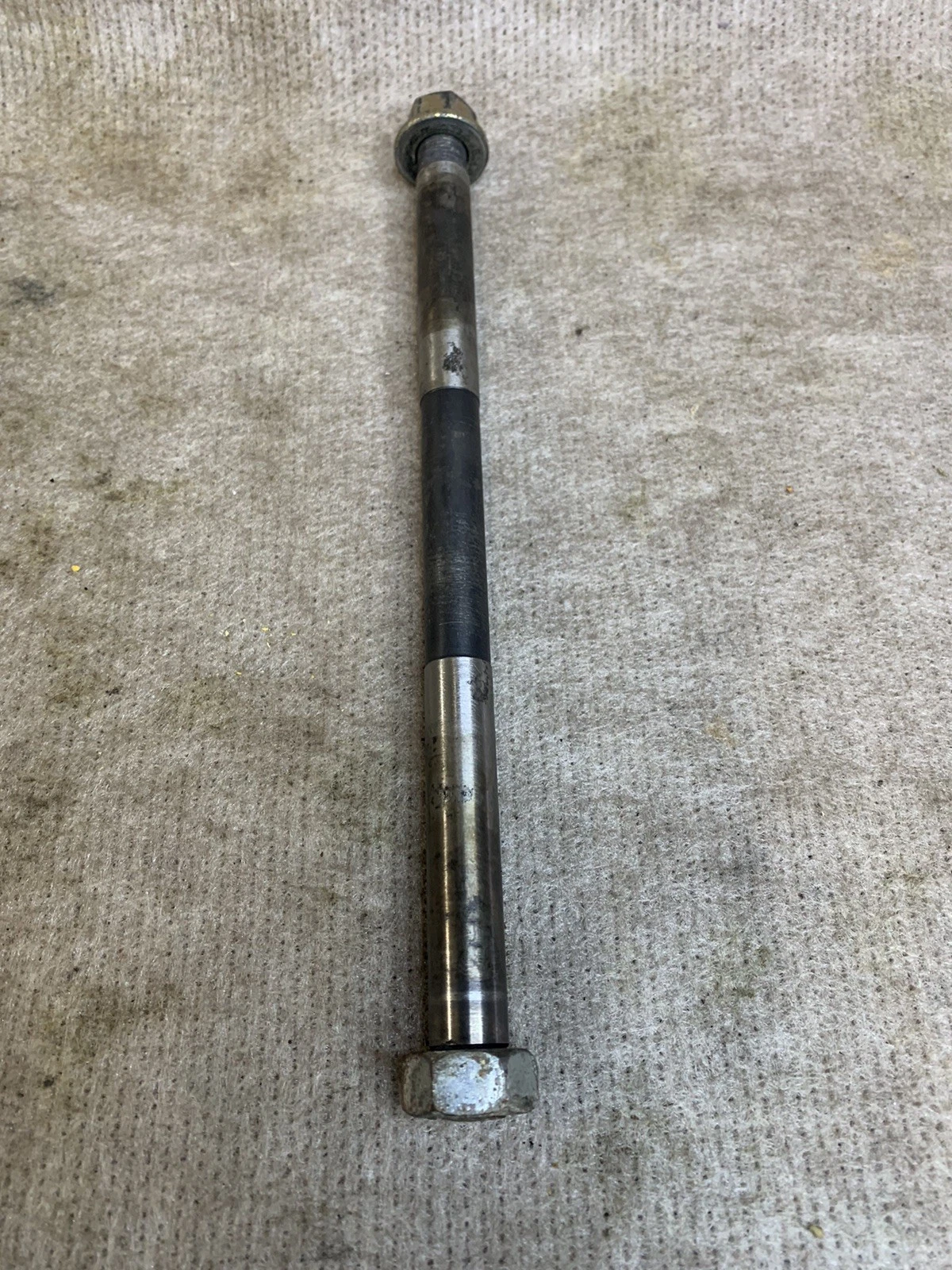 96 97 KTM 250 300 MXC EXC SX OEM PIVOT BOLT FRONT SWINGARM SHAFT 54603014000 *96