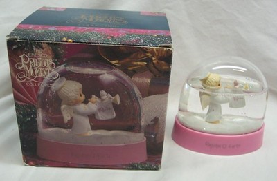 Precious Moments 1991 WATERDOME REJOICE O EARTH 4'' Plastic Snow Globe