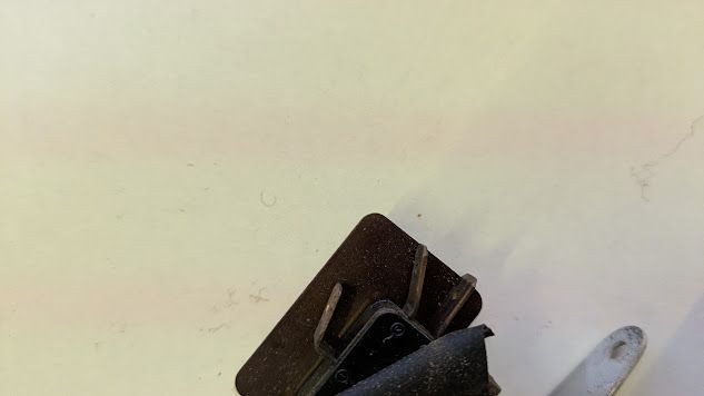 ROLLS ROYCE SILVER SHADOW I OIL LEVEL/FUEL BUTTON SWITCH UD15375