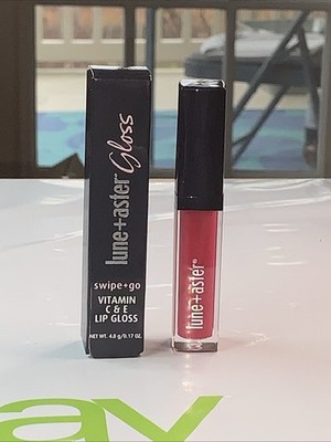 lune + aster Gloss-Swipe & Go-Vit C & E Lip Glass-Innovator-Pink, Gluten Free