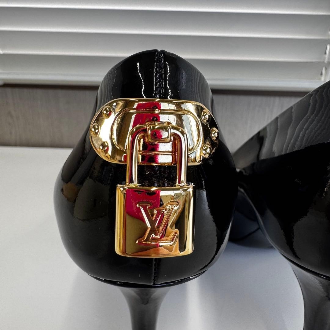 Louis Vuitton Women's Pumps Open-Toe Enamel Size:36/JP:23.5 Black 135488K Authen thumbnail 5