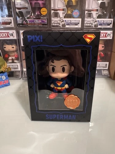 Thrilljoy PIX! SUPERMAN LE 9999 (COMMON)