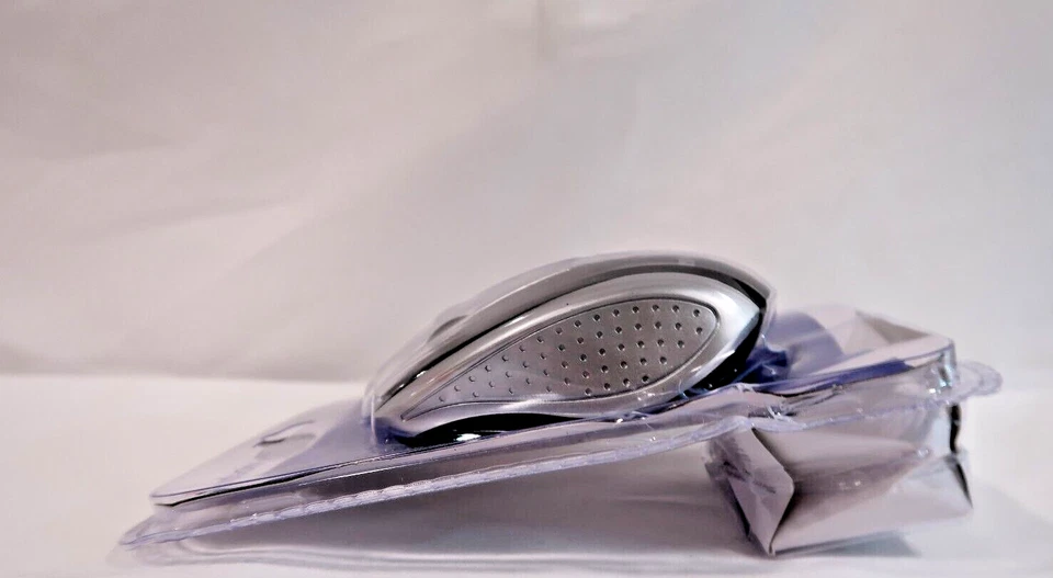 Verbatim Corded Notebook Optical Mouse 99741 Silver/Black Wired Brand New - Image 2 of 3