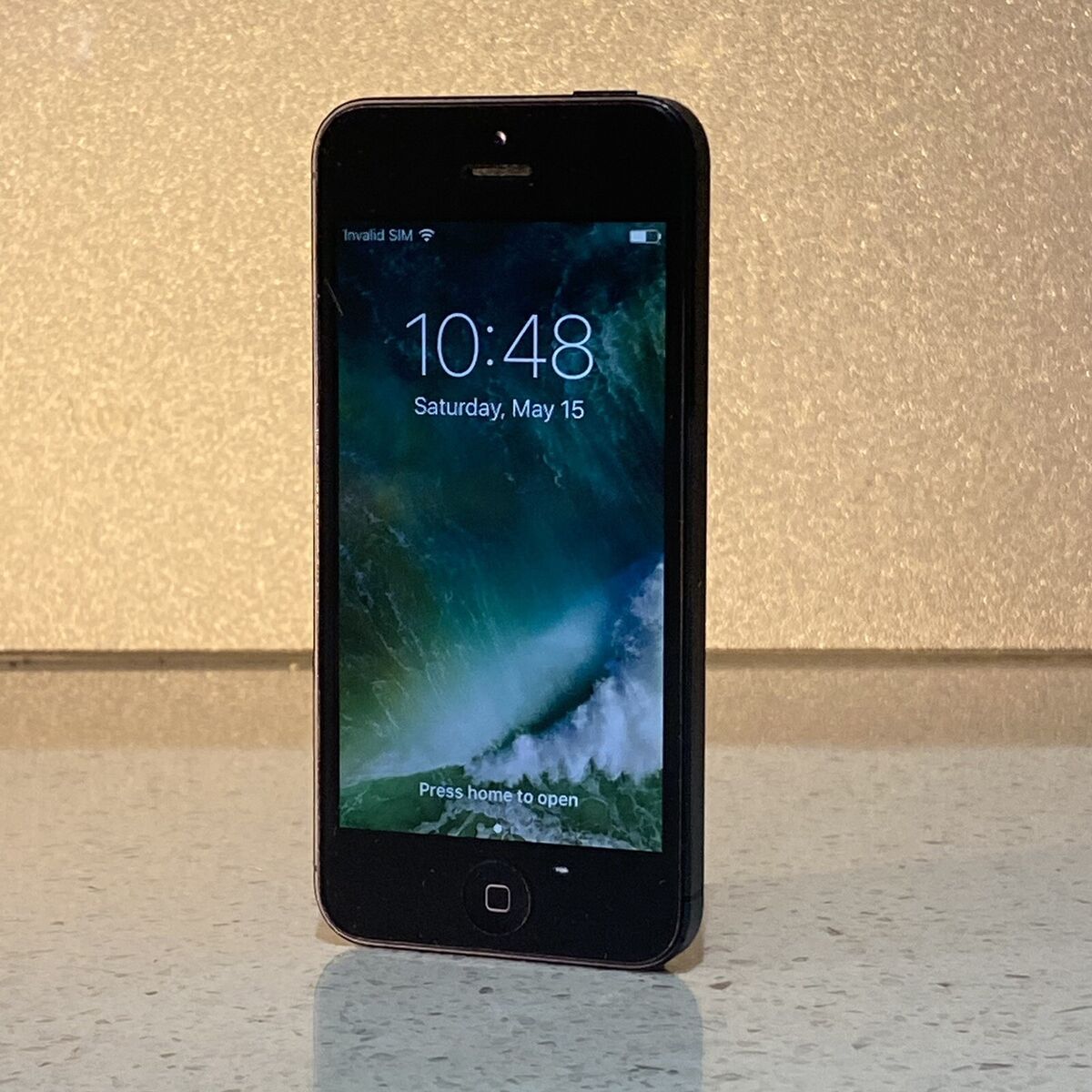 Apple iPhone 5 - 16GB - BLACK (Unlocked) A1429 /DO | eBay Apple iPhone 5 - 16GB - BLACK (Unlocked) A1429 /DO | eBay