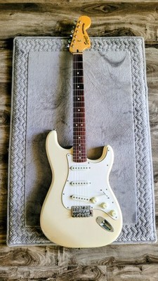 2014 Squier Vintage Modified Stratocaster Mint Condition Maple Neck Indonesia 