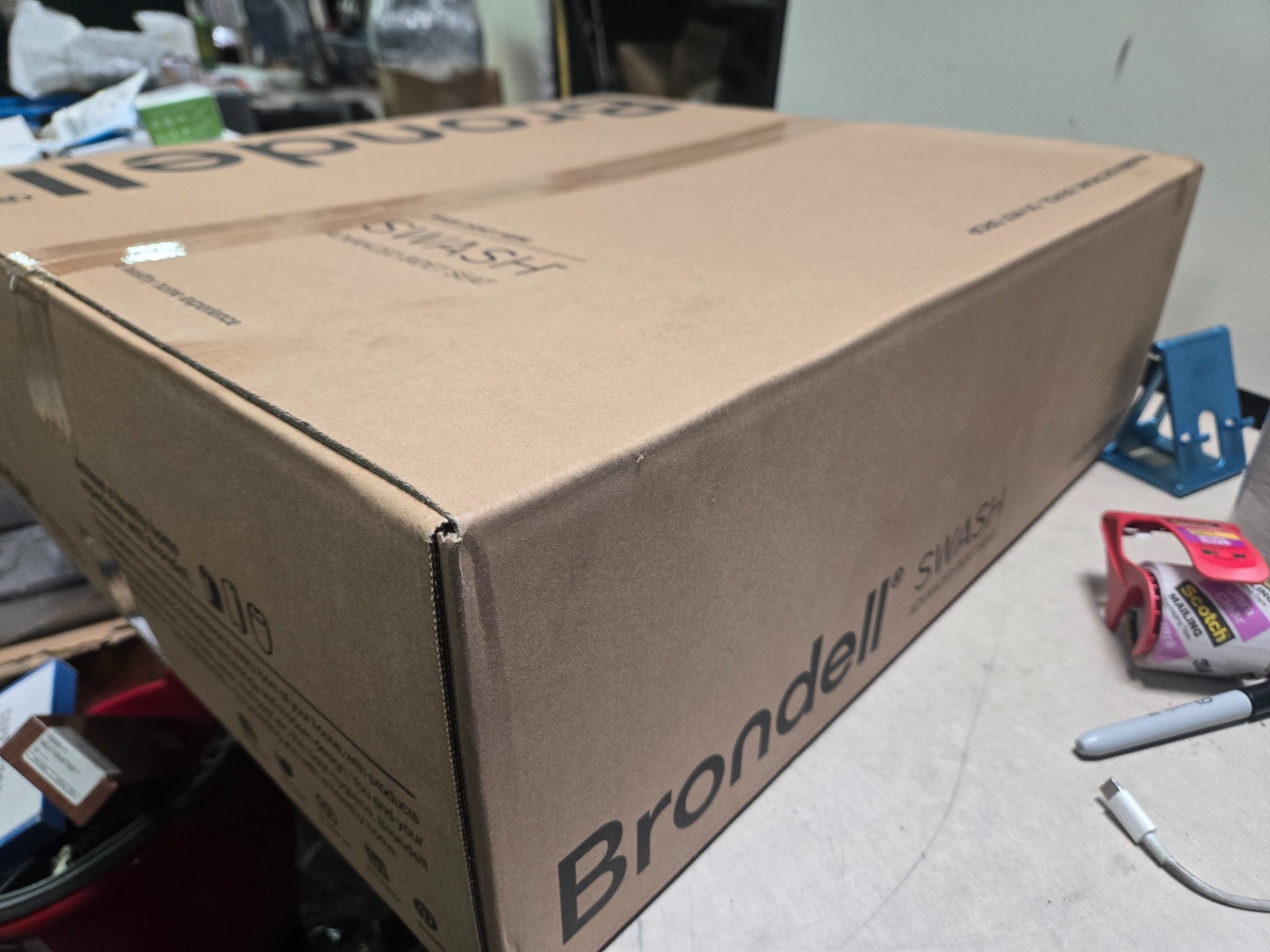 Brondell Swash Advanced Bidet Toilet Seat Side Arm Control LT89-RW Round - White