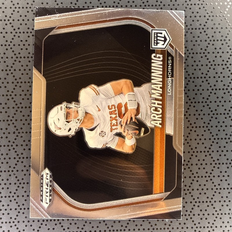 Arch Manning 2025 Prizm Black Football NIL #197 Texas Longhorns 🔥